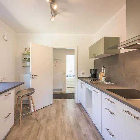 Luett-keine Monteure- Vakantiehuis Husum (Schleswig-Holstein)