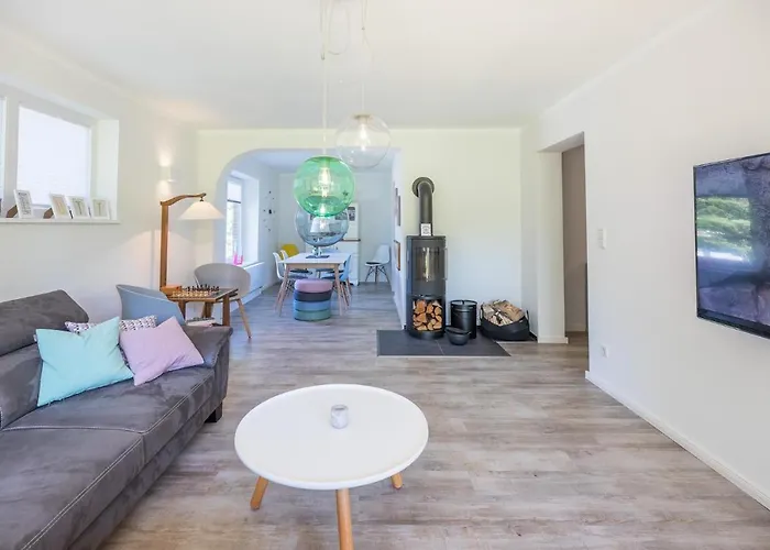 Luett-keine Monteure- Semesterbostad